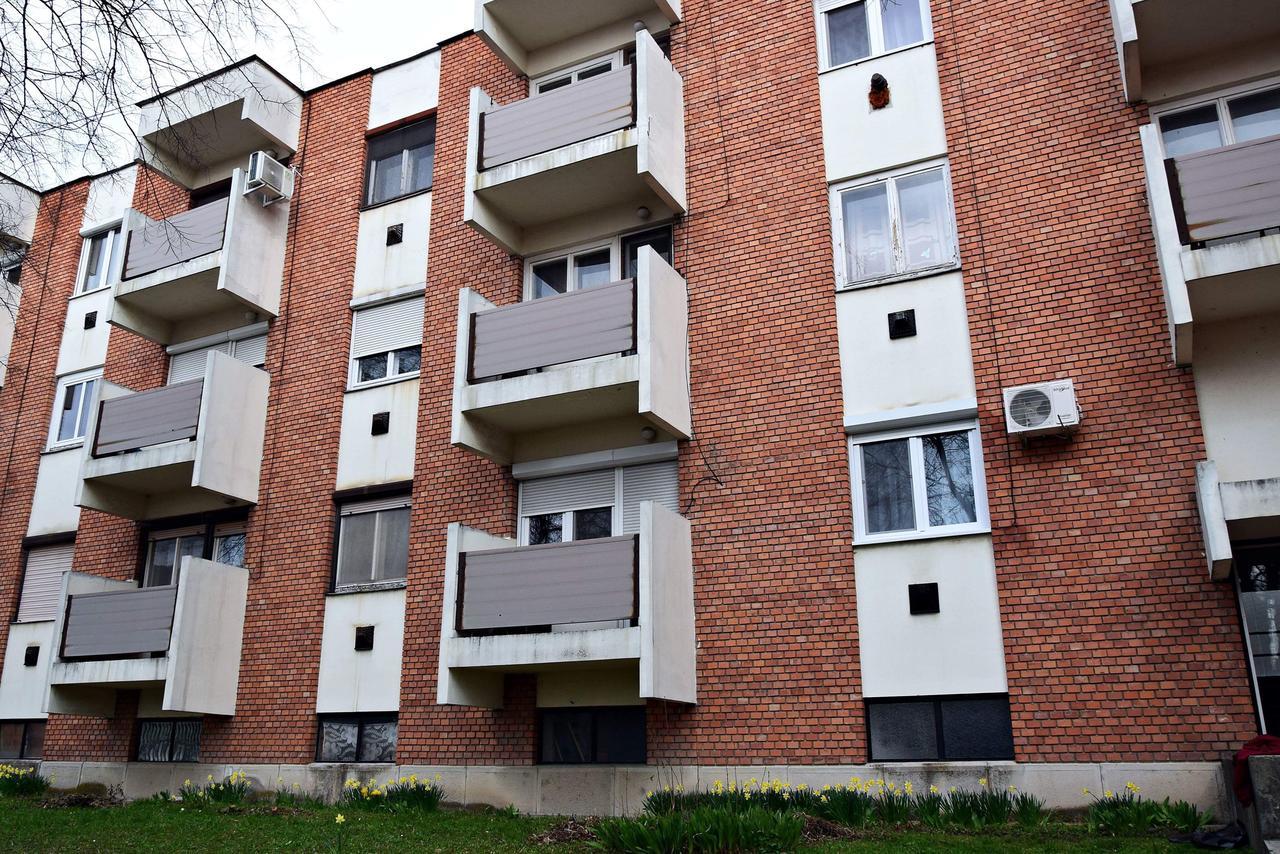 Weninger Studio Apartman Kiskunhalas Ngoại thất bức ảnh