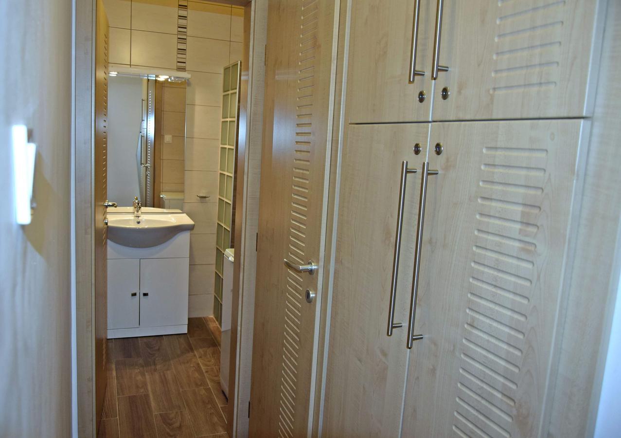 Weninger Studio Apartman Kiskunhalas Ngoại thất bức ảnh